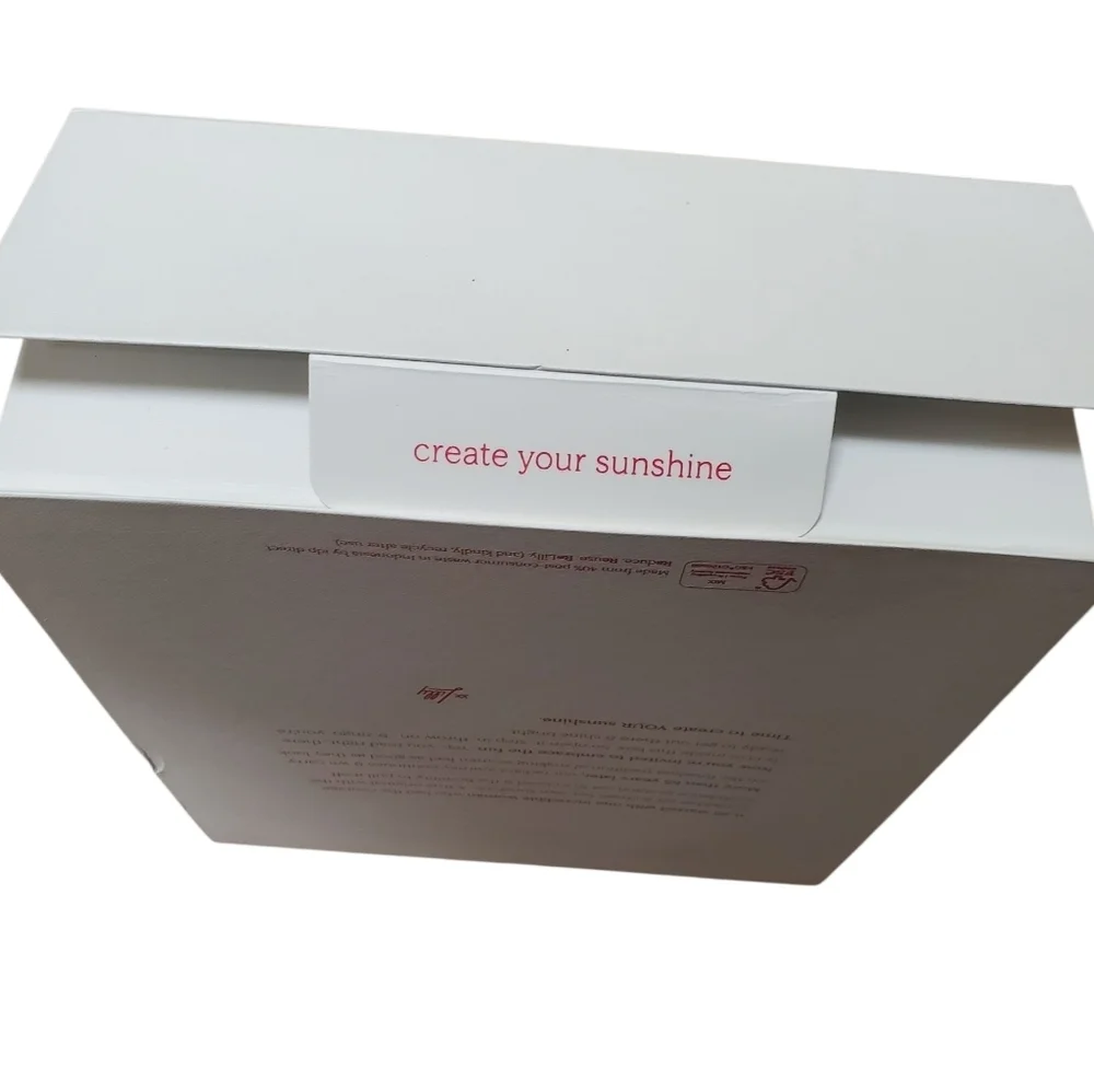 Lilly Pulitzer White Box with Pink Accents